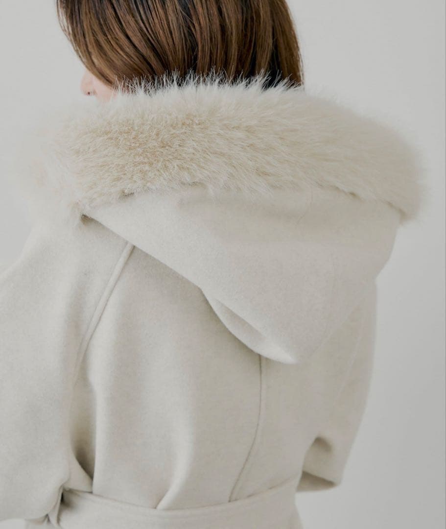 Chico ファー付フード襟マルチwayケープコート ベージュ - メルカリ