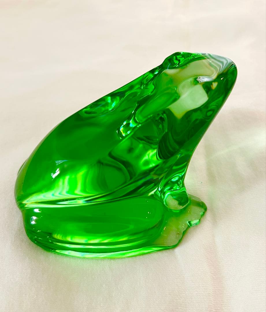 ブ*イ様 バカラ　クリスタル　カエル　透明緑色 バカラ Baccarat カエル 大 緑 クリスタル ガラス 置物 フランス