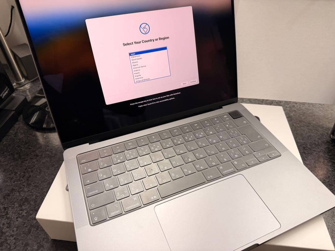 MacBookPro M3 14in 8GB 512 bat100% 充3回超美 bb4009d0012ed80ab55eada0273f3f