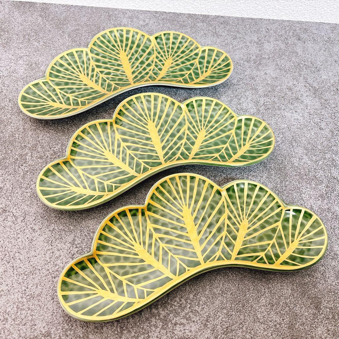 かんリピーター様価格　有田焼　幸楽窯　錦金松葉形前菜皿　茶緑金　3点セット 幸楽窯 錦茶緑金松葉形前菜皿