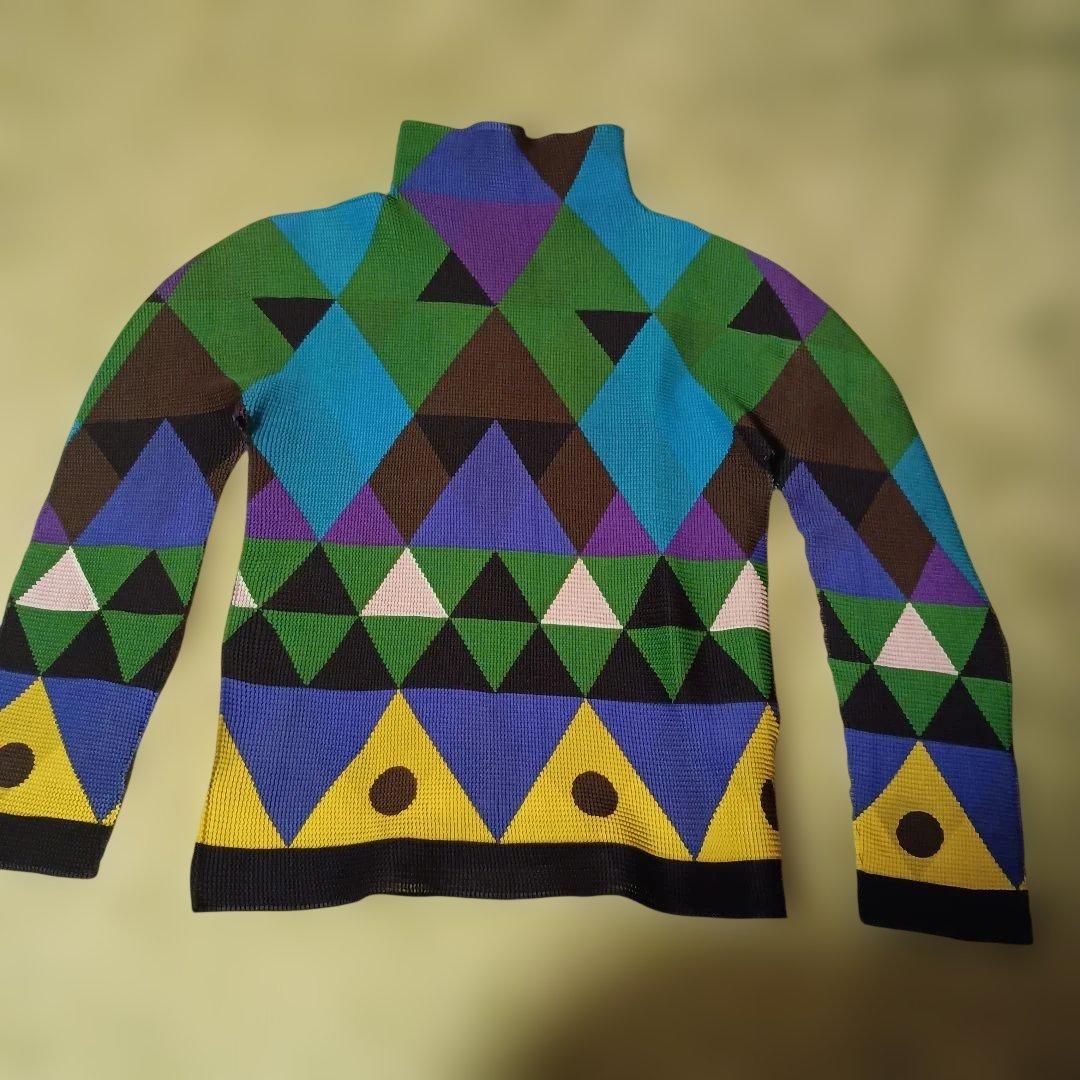 me イッセイミヤケ 幾何柄 ハイネック - メルカリ