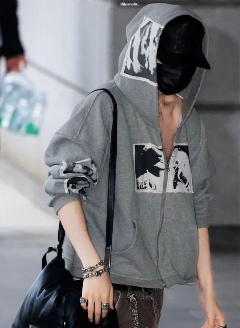 BASTARD niki着用パーカー - メルカリ