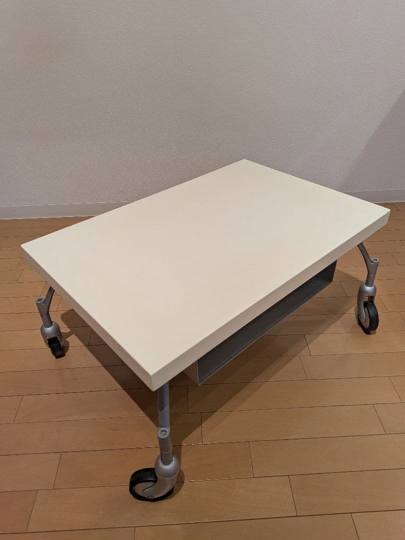 【大幅値下】Cassinaカッシーナ　フォンタナアルテ　 ローテーブル　テレビ台 Cassina（カッシーナ）195 NAANナーン テーブル|カッシーナ