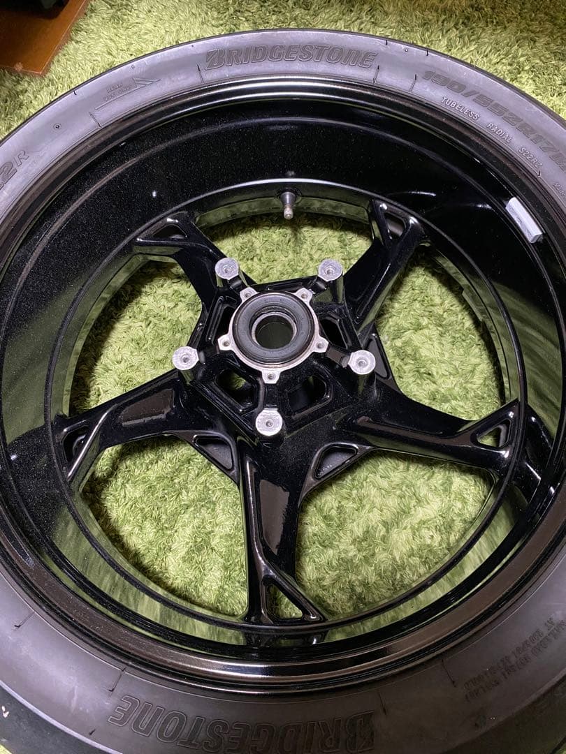 S1000RR K67 190/55-17 純正リアホイール - メルカリ