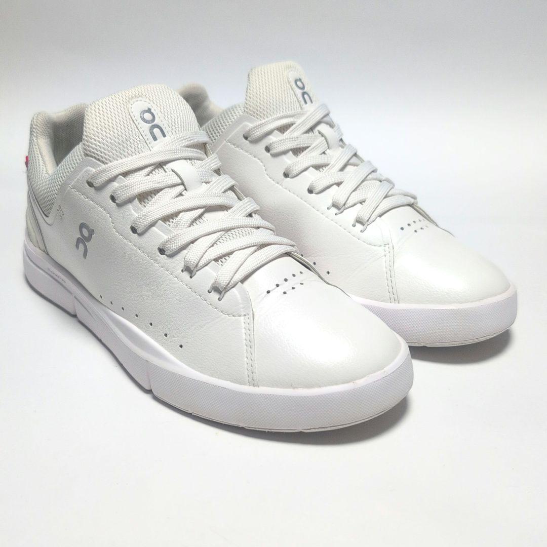 On THE ROGER Advantage 24.5cm レザースニーカー