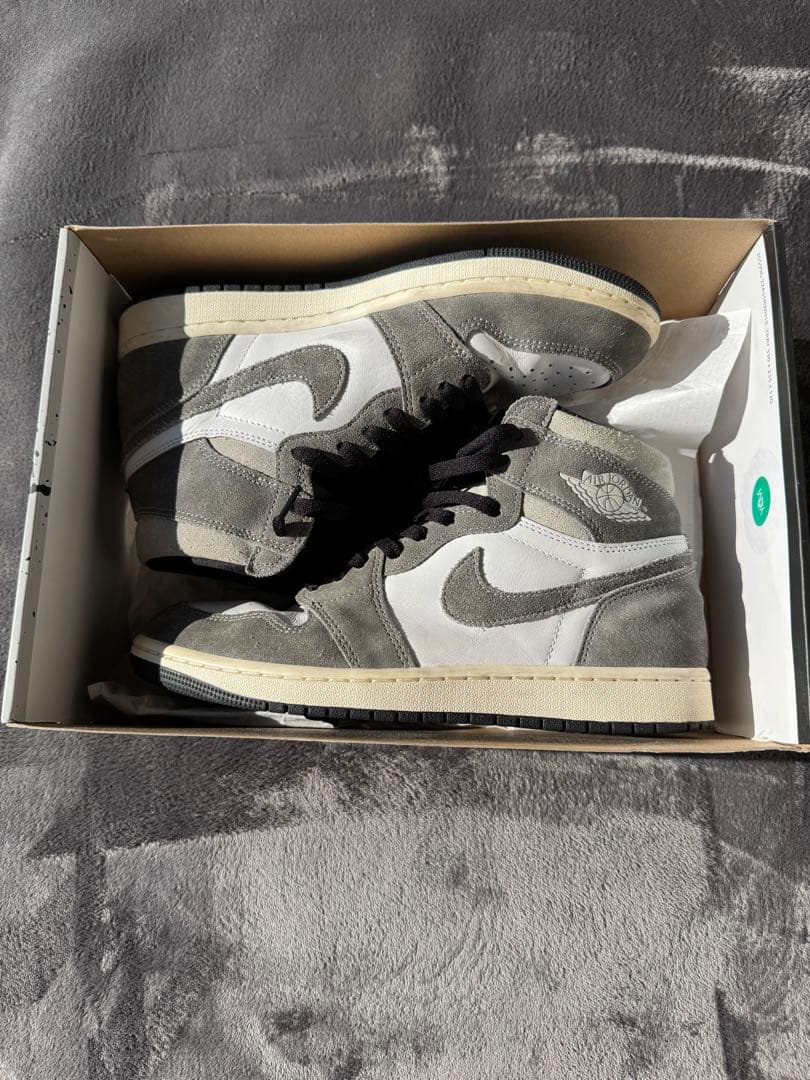 靴 Jordan1 Retro HighOG BlackandSmoke Grey NIKE Jordan 1 Retro High OG Black and Smoke Grey ジョーダン (Nike