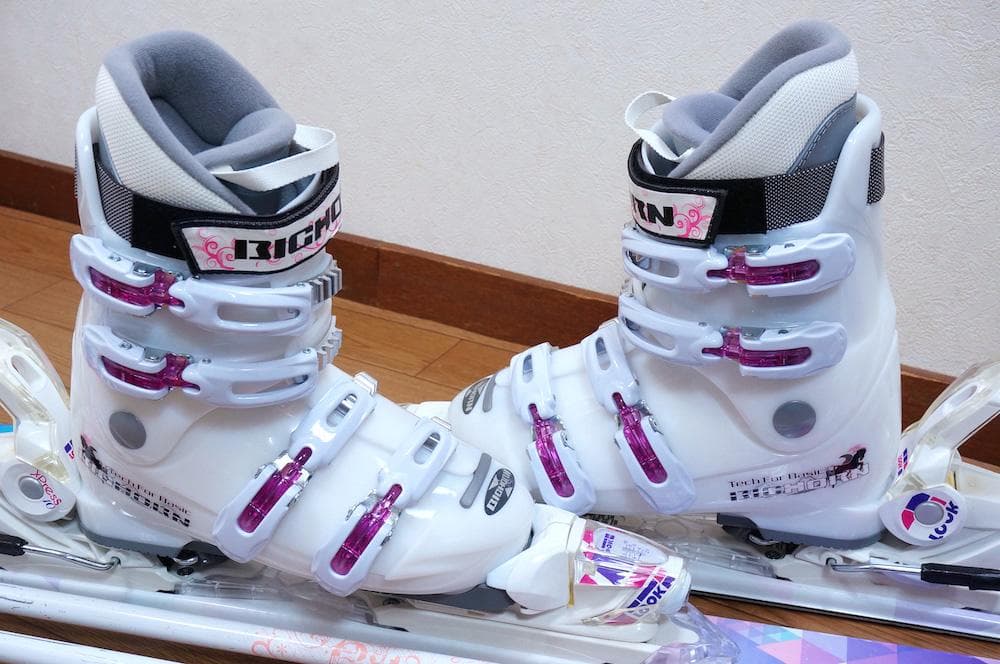 メンテ済 150cm 靴24～24.5cm HART レディース スキーセット