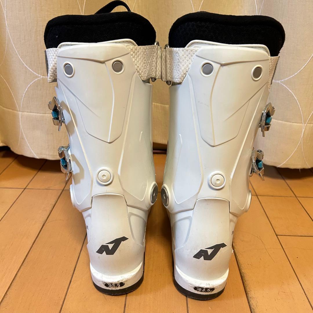 ◇美品◇ ATOMIC 146cm ブーツ　NORDICA 23〜23.5cm