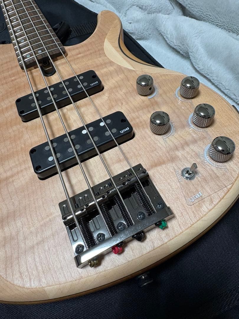 《超美品》YAMAHA　TRBX604FM エレキベース