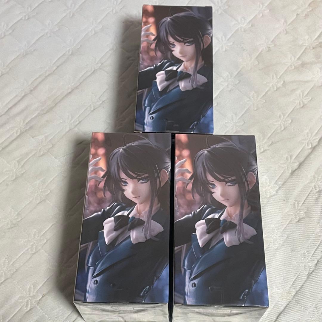 Ado フィギュア Winter ver ラウンドワン限定 3つセット - メルカリ