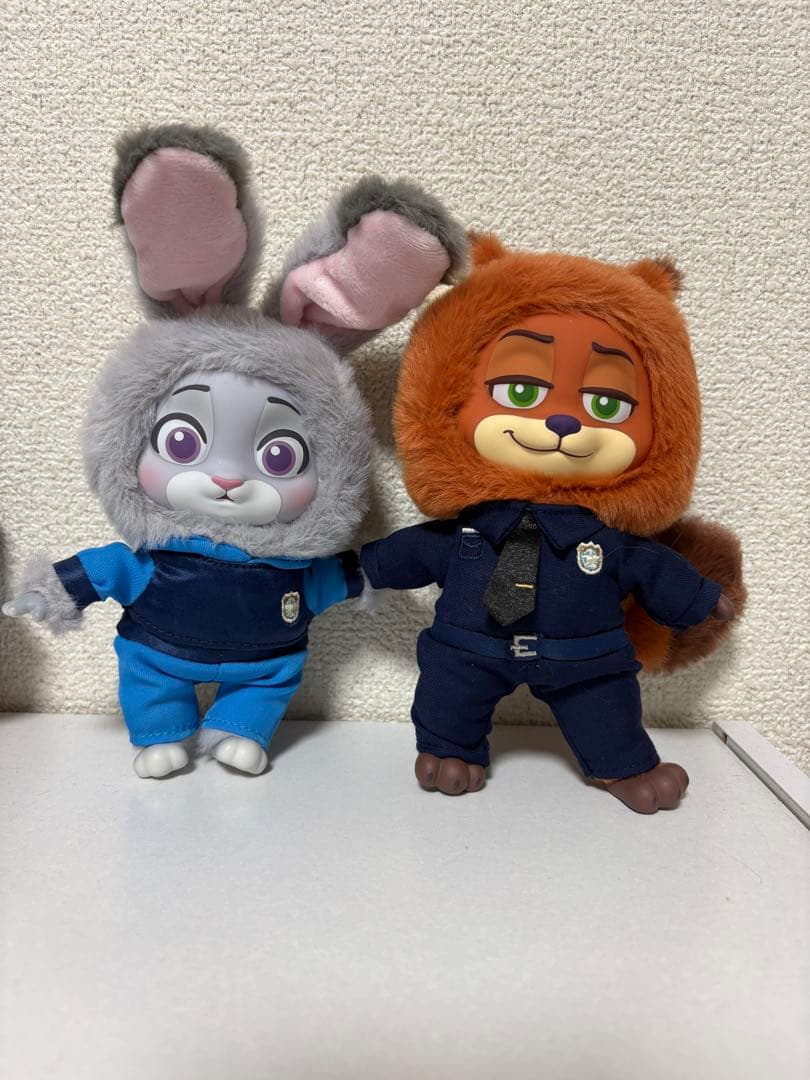 TOP TOY ディズニー ズートピア ニック ジュディ警官 - メルカリ