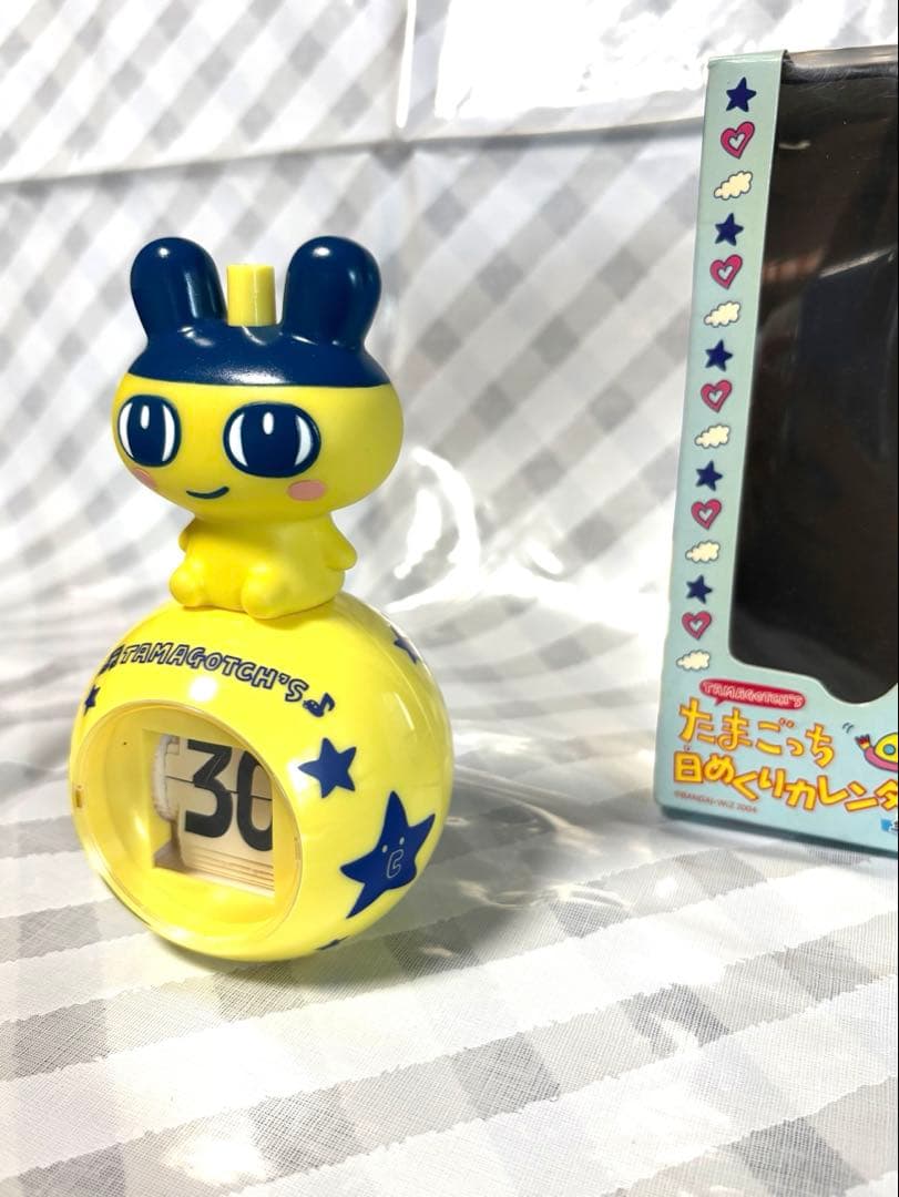 ✨レア✨たまごっち 日めくりカレンダー イエロー/ブルー - メルカリ