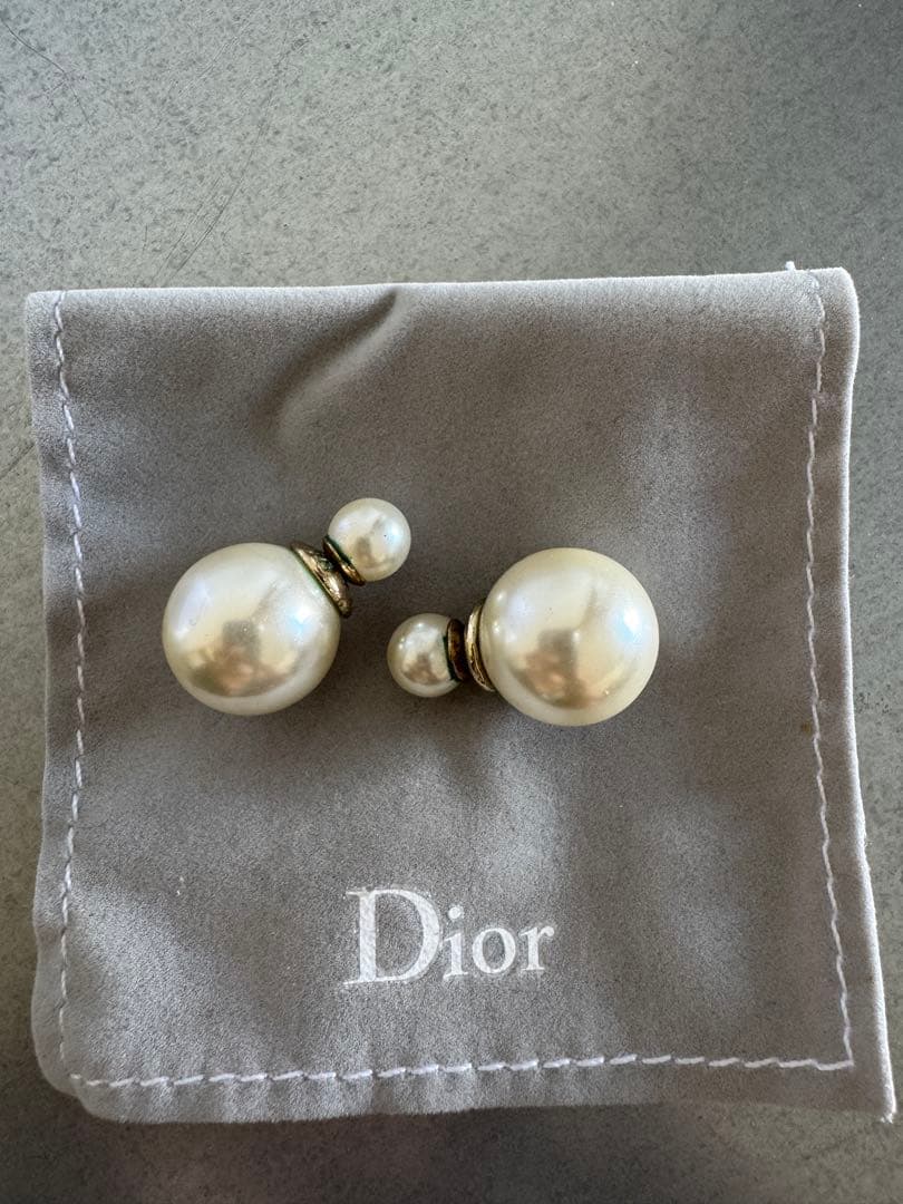Dior トライバル ピアス パール Christian Dior（クリスチャン・ディオール） Dior ディオール ピアス