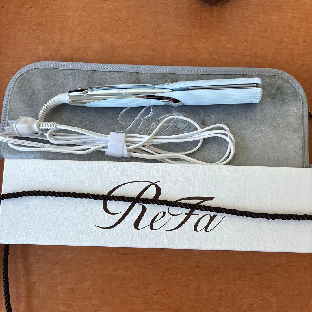 ReFa ストレートヘアアイロン ホワイト　2025年9月購入 リファ ストレートアイロン プロ（ホワイト） プレゼント ギフト 誕生