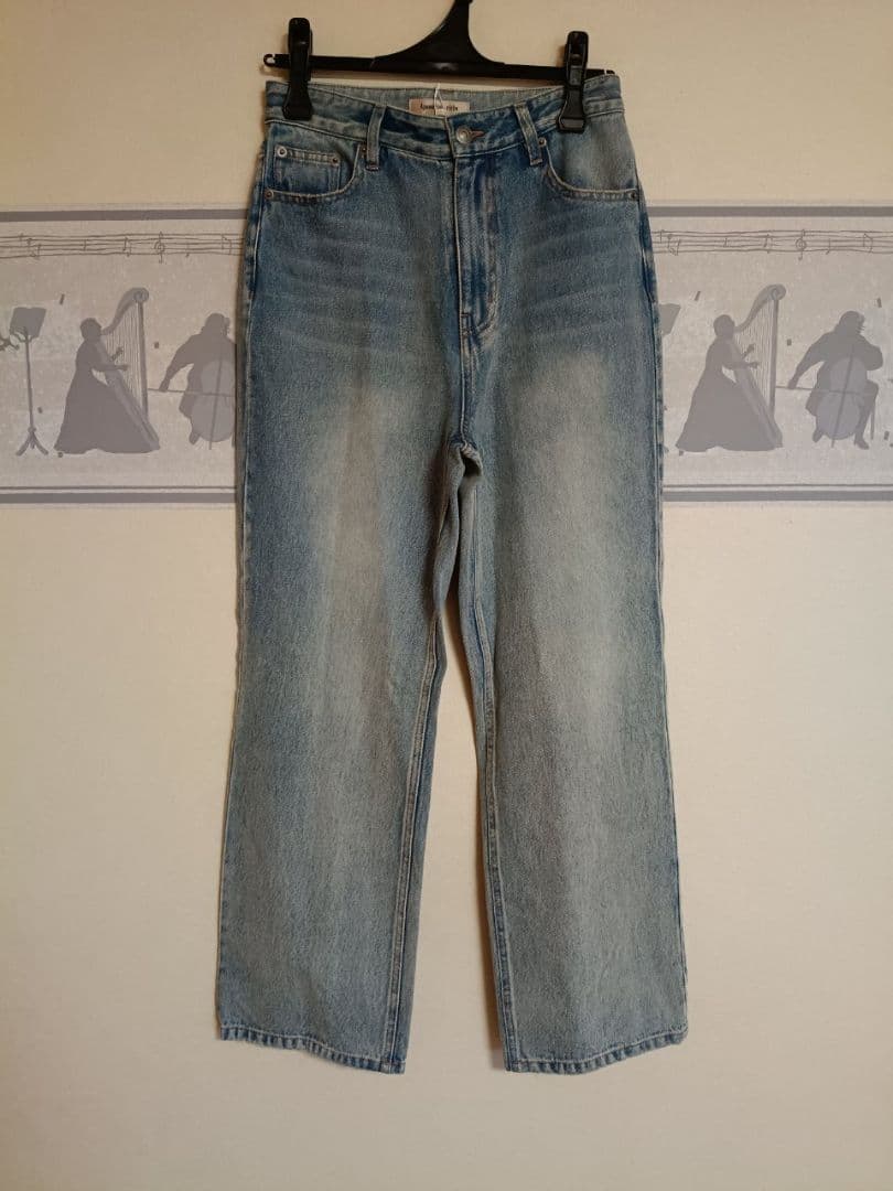 専用 新品タグ アプ SLIMストレートデニム