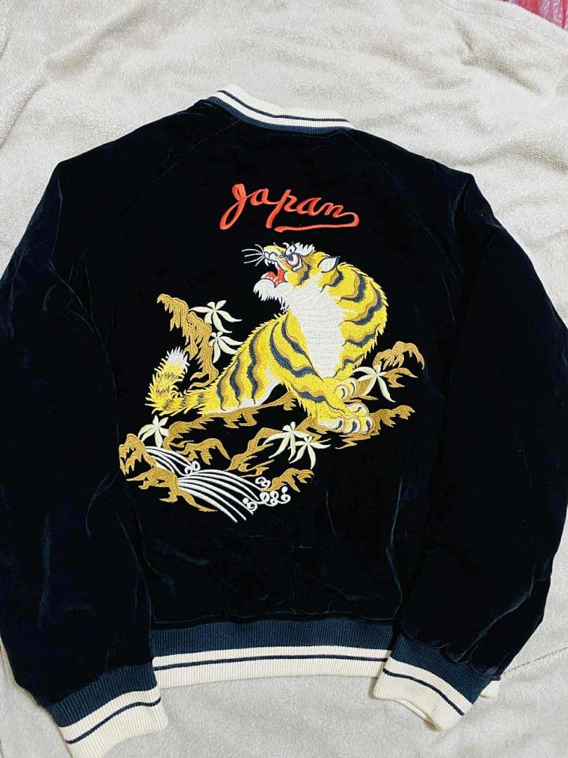 未使用 2面用 NON STOCK & CO 別珍 虎鷲 限定 スカジャン 美品 未使用 2面用 NON STOCK & CO 別珍 虎鷲 限定 スカジャン 美品 - メルカリ