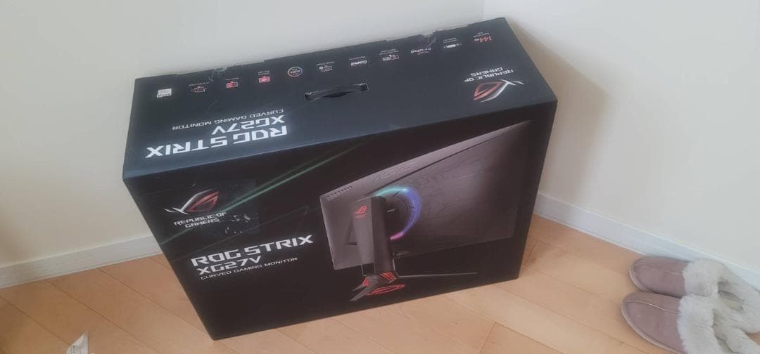 ASUS ROG STRIX XG27VQ FHD 27インチ 曲面1800R Amazon.co.jp: ASUS ゲーミングモニター ROG STRIX XG27VQ 27インチ