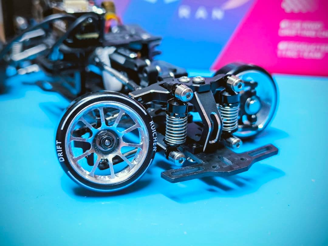 蚊車 シャージ DRIFT 1:24 メタル nissan 34の通販はau PAY マーケット