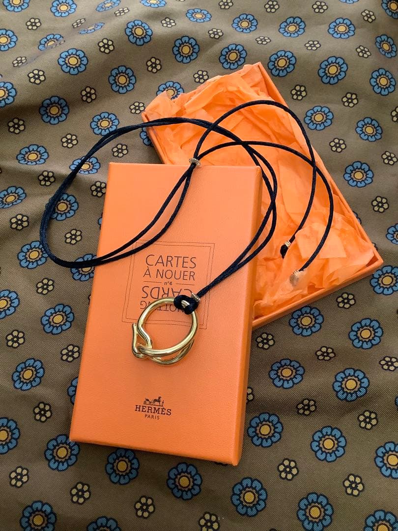 【美品】HERMES エルメス スカーフリング 《ジャンボ》ゴールド
