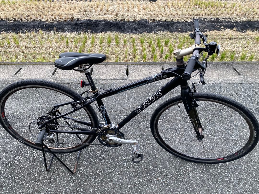 Trek 7.5FXクロスバイク ブラック　手渡し限定（福岡県） トレック 2022年モデル 人気のクロスバイク「FX」など3モデルを発売