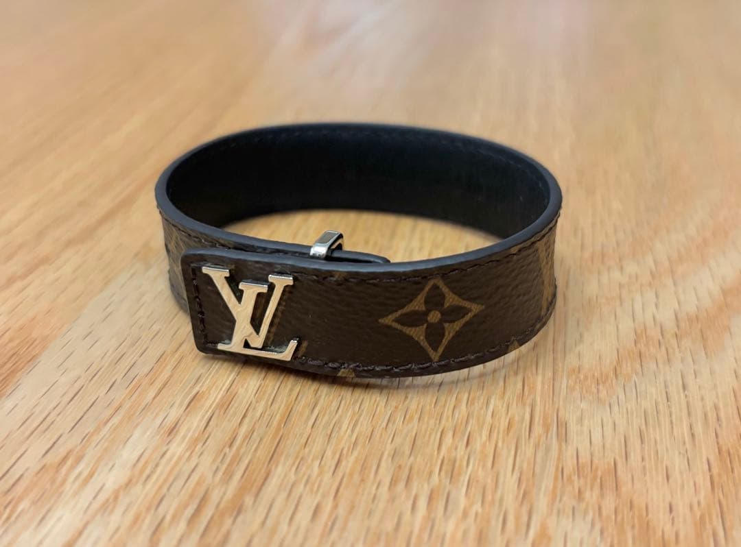 Louis Vuitton モノグラム レザーブレスレット ルイヴィトン(LOUIS VUITTON)|モノグラムレザーブレスレット|【ハード