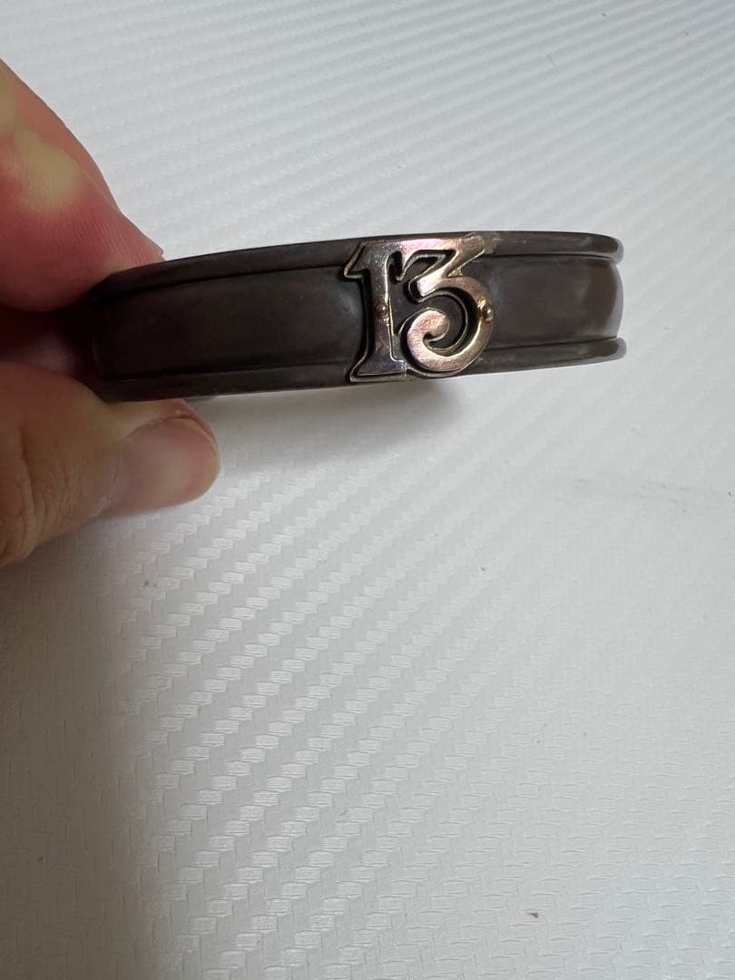 リンチシルバースミス 13バングル 新宿で、リンチシルバースミスの人気シリーズから、キャスティングの