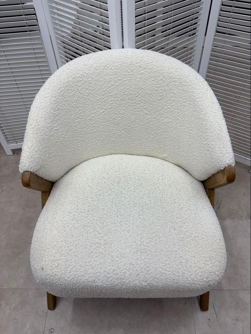 ZARA  アップホルスタード ブークレ アームチェア 中古品 ZARA HOME アップホルスタード ブークレ アームチェア 中古品 - メルカリ