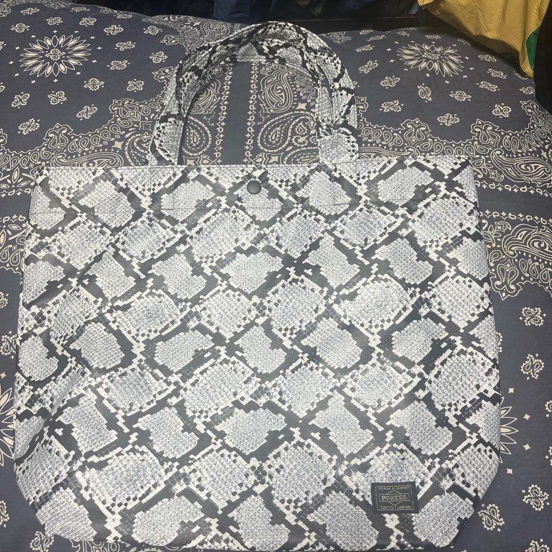 こ*う様 希少　HEADPORTER ヘッドポーター トートバッグ パイソン P 2026年最新】HEAD PORTER パイソンの人気アイテム - メルカリ