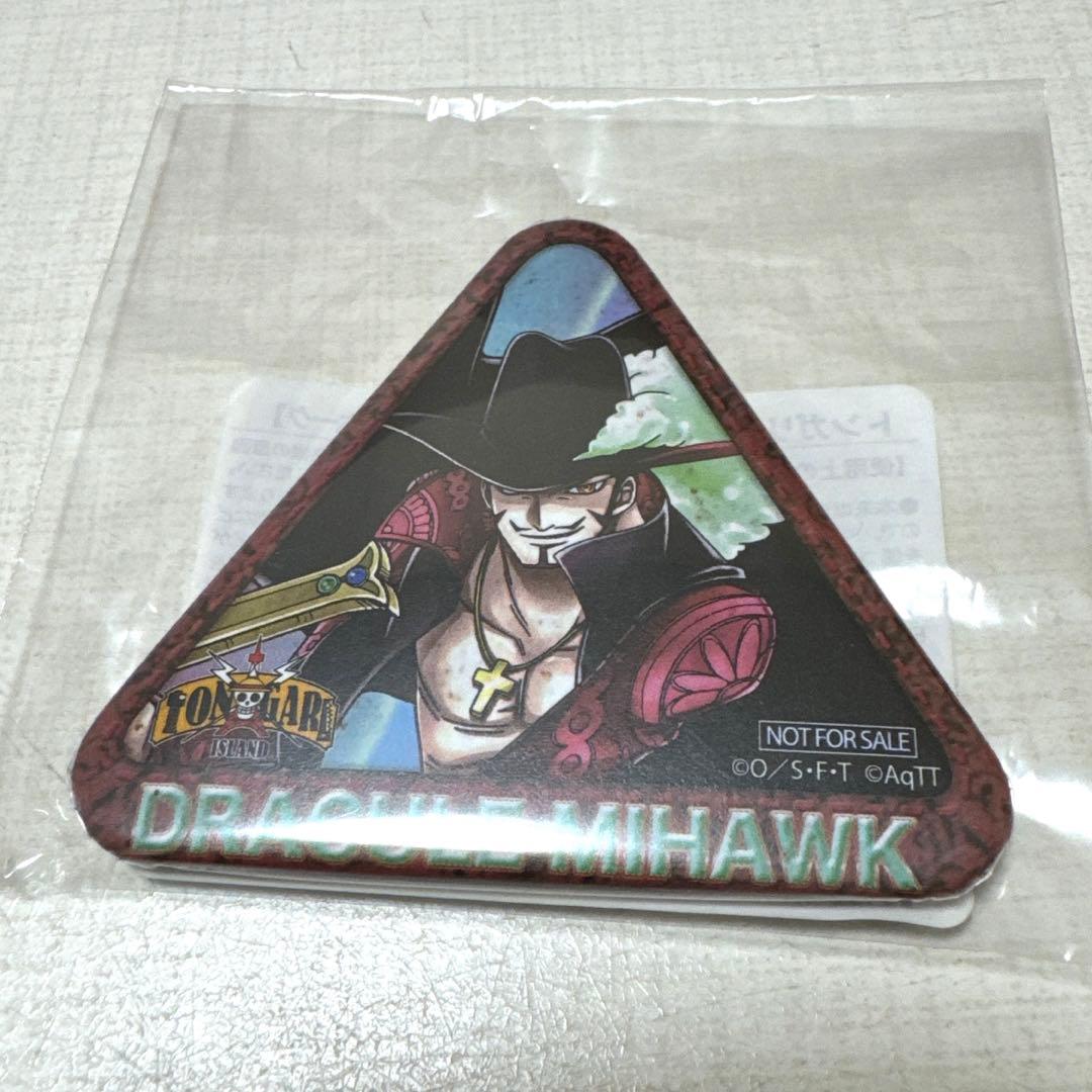 ワンピースタワー限定 トンガリ缶バッジ ジュラキュール・ミホーク