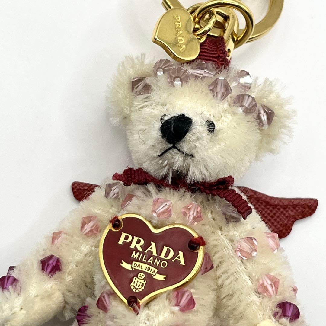 人気✨プラダ くま チャーム キーホルダー ハート プレート ビジュー