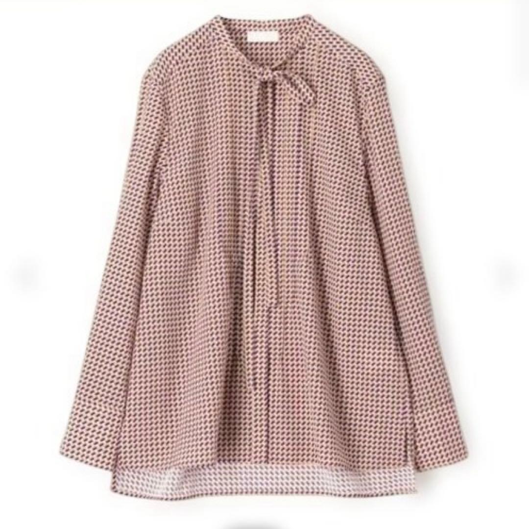 美品】tomorrowland Ballseyブラウス - メルカリ