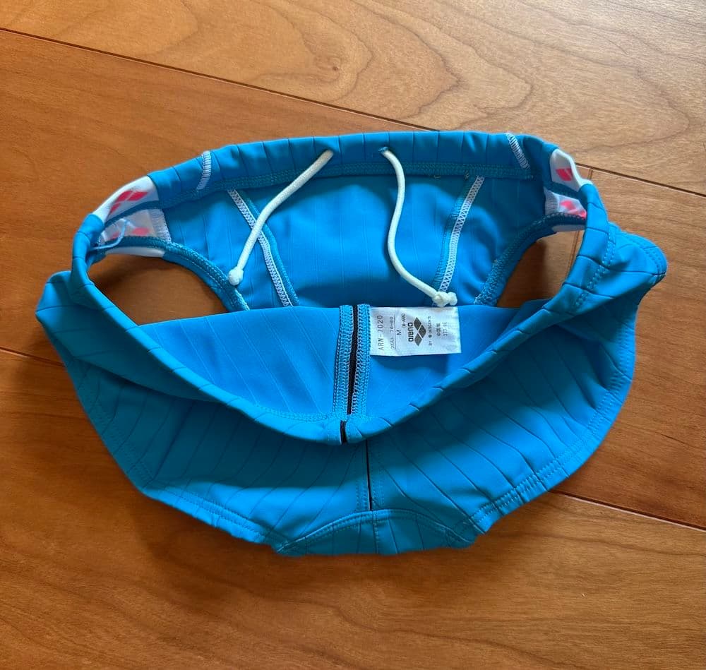 美品】ARENA ダブルマット ARN-7020 M スカイブルー 競パン - メルカリ