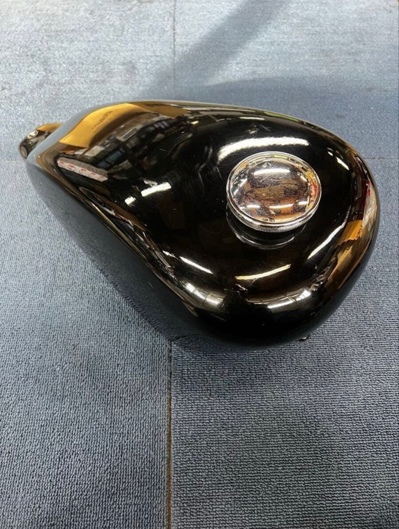 スティード Steed400 ガソリンタンク FRP製ブラック フューエルタンク スティード400に適合する｜ガソリンタンクの商品一覧｜バイクパーツ