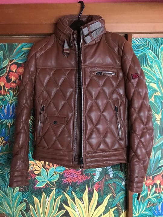 レザーダウンジャケット　バイカー女子　値下げ不可 ダウンジャケット レディース アウター ショート丈 フェイクレザー