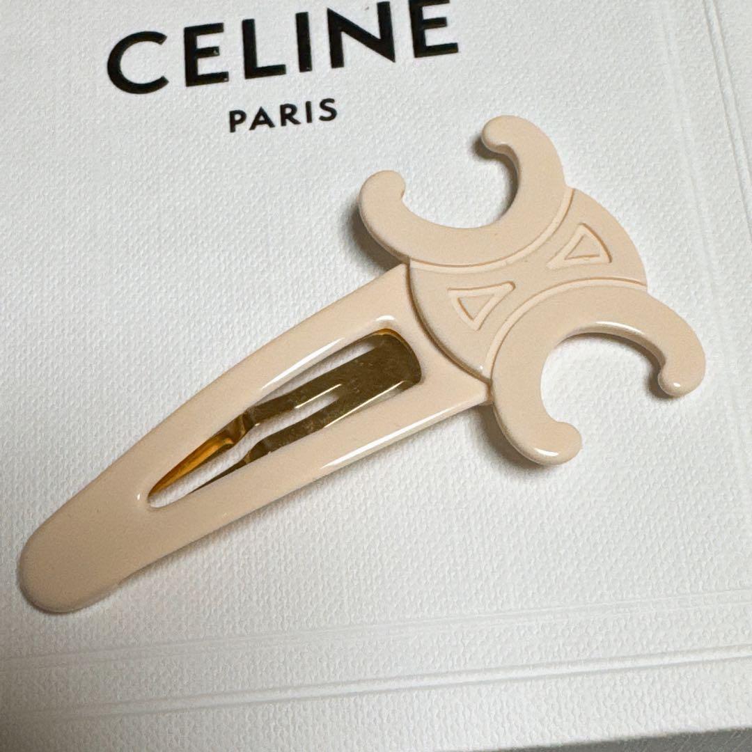 CELINE セリーヌ トリオンフ ラージ スナップ ヘアクリップ - メルカリ