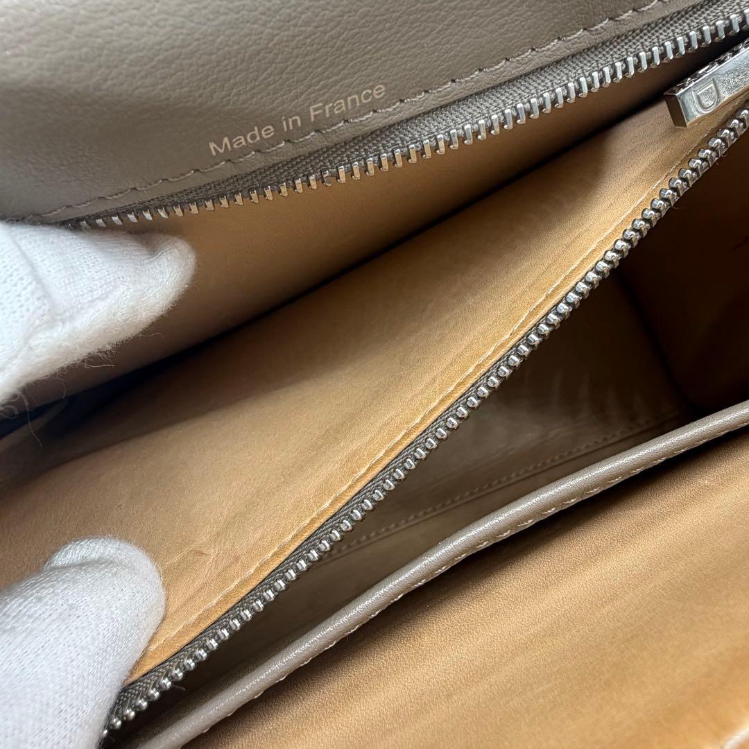 希少美品】DELVAUX タンペート MM ベージュ フラップ式ハンドバッグ