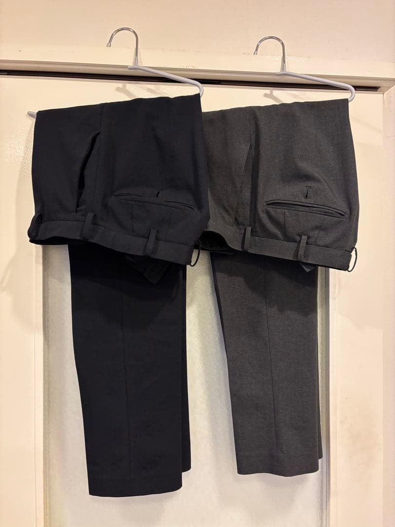 美品】ユニクロ感動ジャケットとパンツ 色違い2セット（ネイビーと