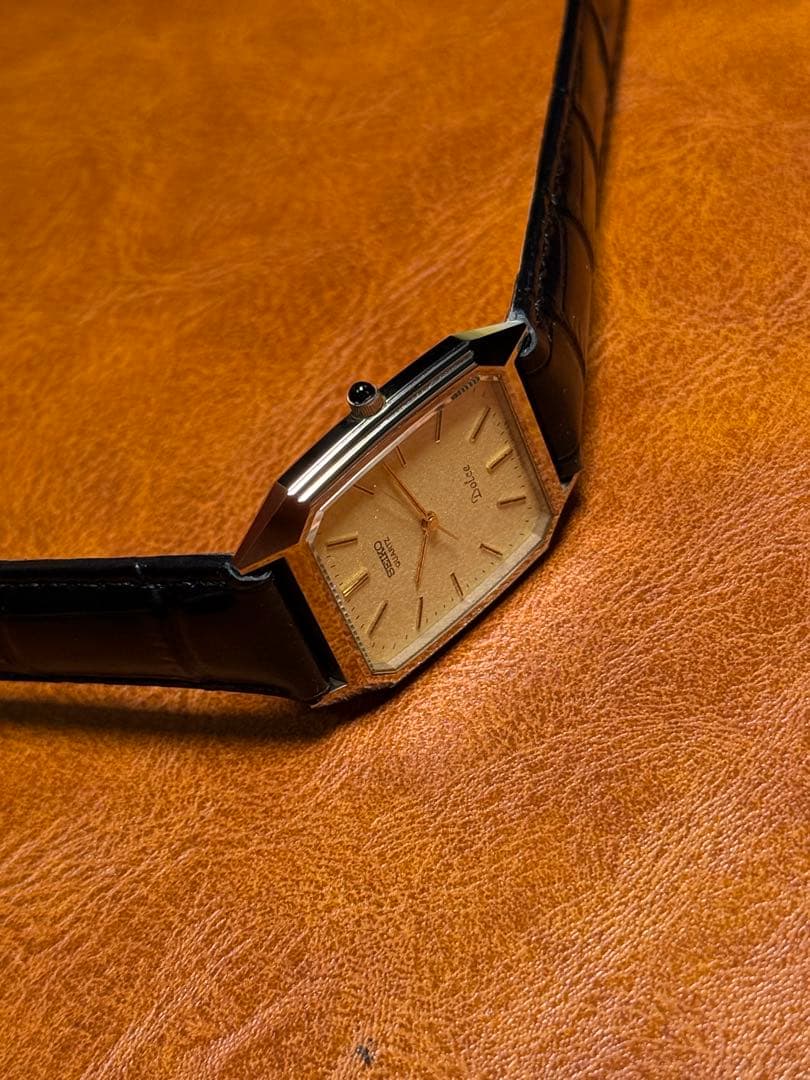 A118 希少 稼動品 SEIKO DOLCE レクタンギュラー80年代 - メルカリ