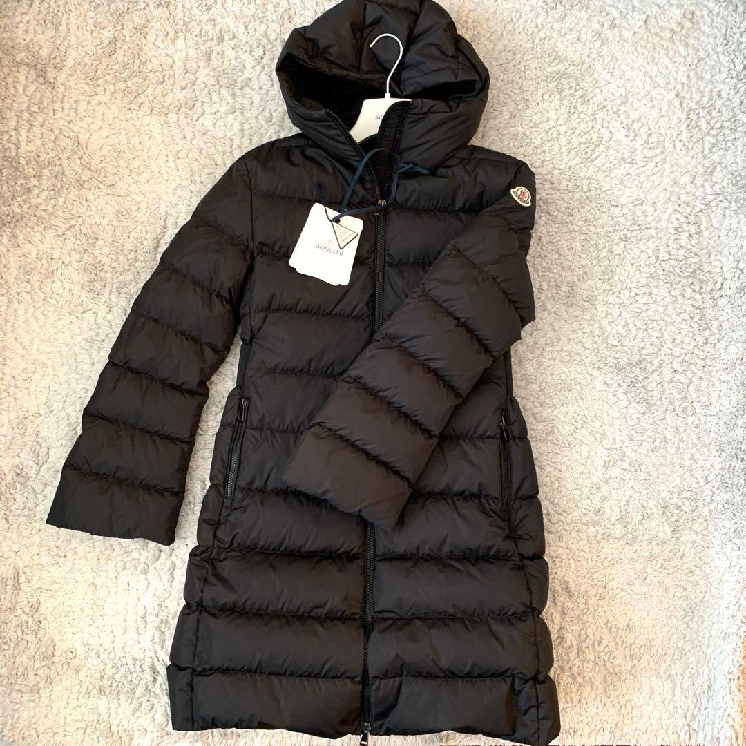 《美品》MONCLER ブラック ダウンジャケット