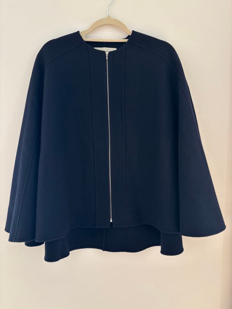 ⑤CYCLAS ネイビー ケープジャケット サイズ36 美品 セール】ウールリバー ケープ ジャケット（ノーカラーコート）｜23区 S