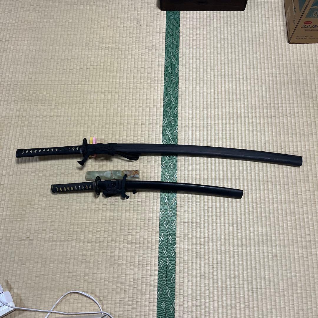 s194、模擬刀、日本刀 大刀と小刀のセット 楽天市場】日本刀 近藤勇 大刀/小刀 セット 模造刀 日本製 刀 侍