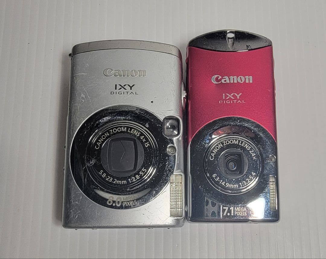 Canon IXY Digital 810IS・Digital L4 Canon IXY DIGITAL 810 IS Compact Digital Camera w/Batteries