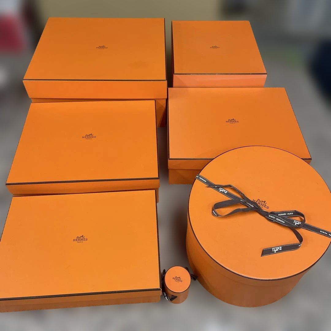 よ*／様 HERMES エルメス 空箱 7点セット ギフトボックス オレンジ 小 HERMES エルメス 空箱 7個セット 正規品 ファッション バッグ - メルカリ