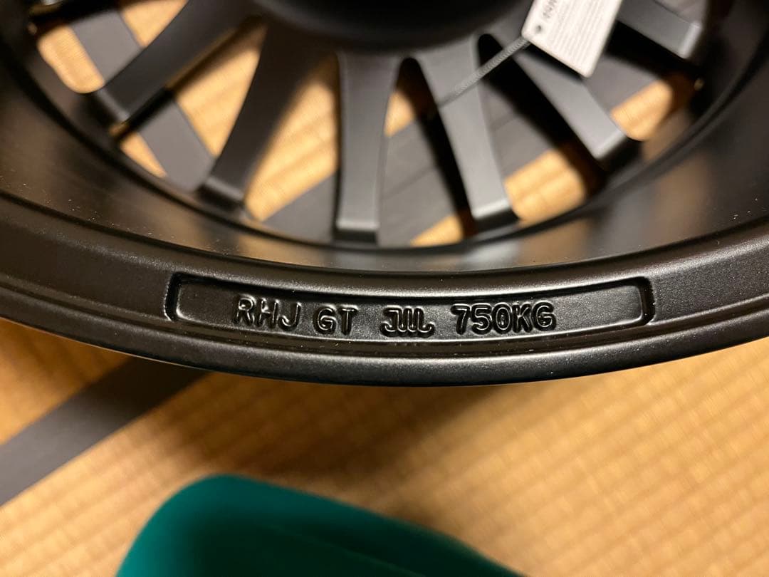 Carlsson RAD RSR GT風 18インチ　8.5J