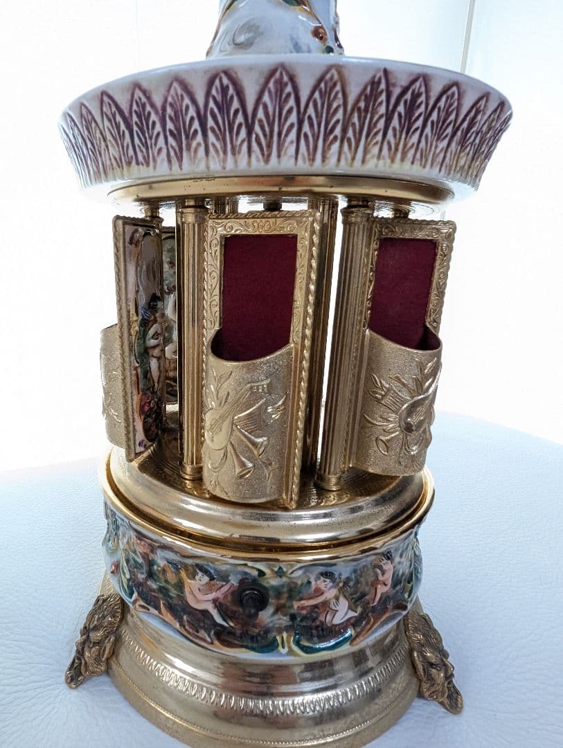 美品 動作確認済み】REUGE リュージュ☆陶器製☆オルゴール☆口紅