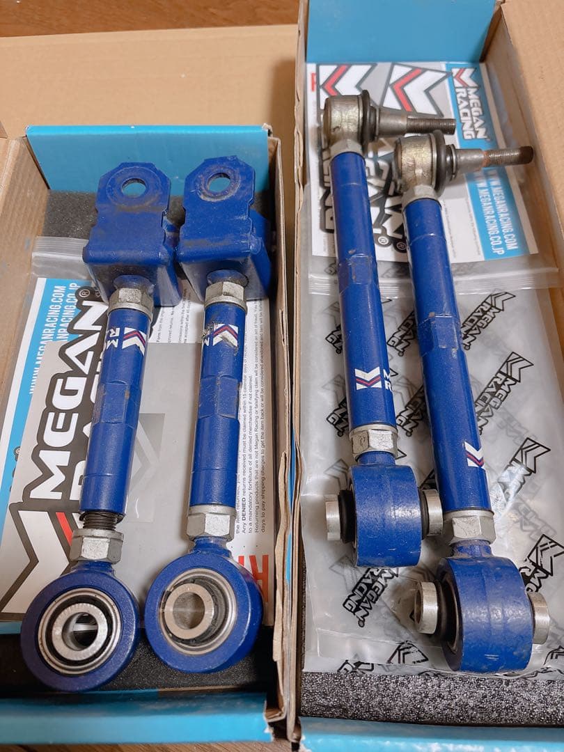 クラウン・マークX MEGAN RACINGリアアッパーアーム Megan Racing リア アッパーアーム のパーツレビュー | マークX(オン