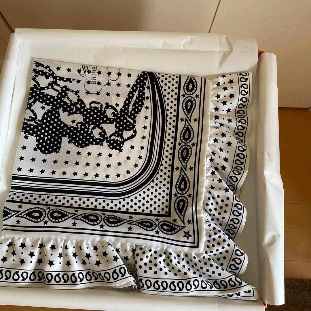 はなこ様新品エルメス スカーフ カレ70 ブリッドドゥガラ バンダナ