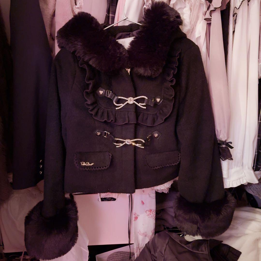 ビジューリボンショートフードコート ブラック - メルカリ