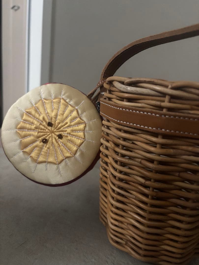 ラドロー りんごカゴバッグ - メルカリ