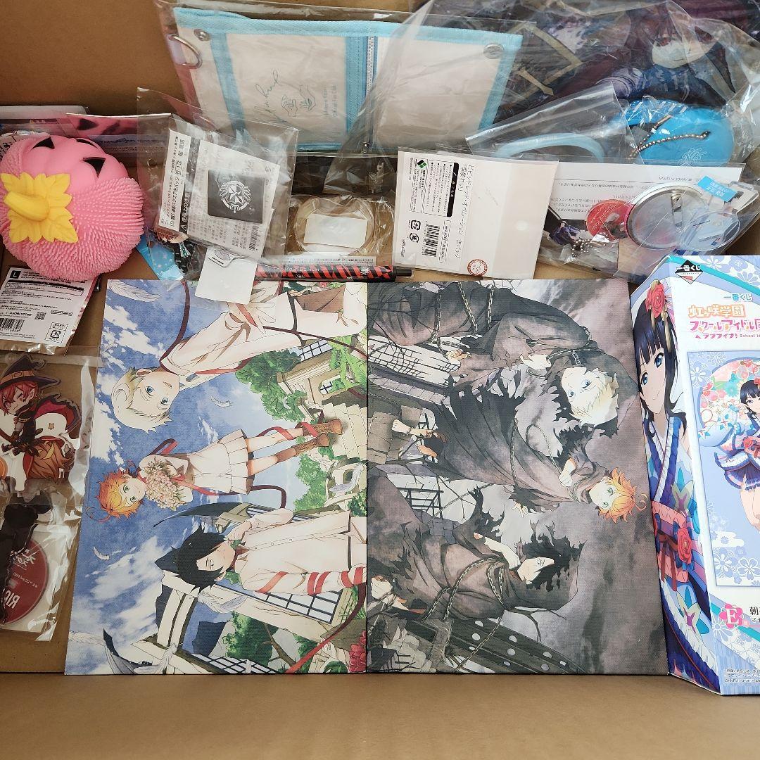 ノンジャンル アニメグッズ まとめ売り 190個程度 - メルカリ
